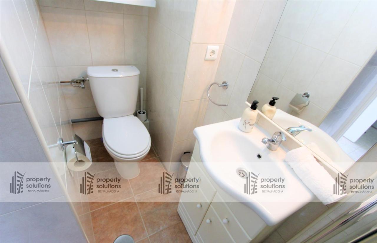 Apartment 1.012 Aguila. Cercano A La Playa Y Al Centro De Benalmadena. Excelente Ubicacion. Benalmadena